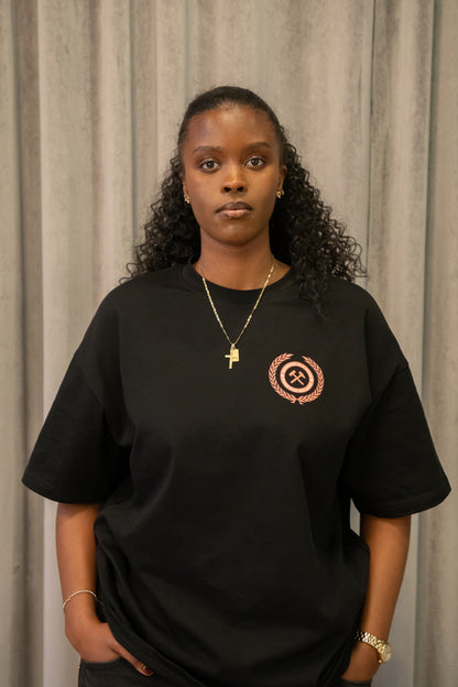 Black - FAMILY IS BOND T-Shirt